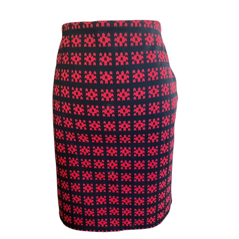 Adrienne Vittadini Women’s (6) Black and Red Skirt